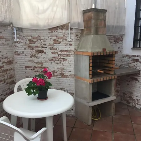 Apto Con Patio Y Barbacoa Bbq Picadores * Córdoba