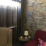 Apto Con Patio Y Barbacoa Bbq Picadores