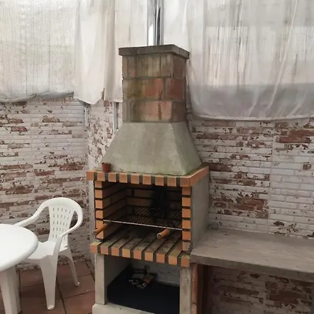 Apto Con Patio Y Barbacoa Bbq Picadores アパート *