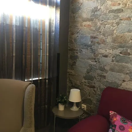 Apto Con Patio Y Barbacoa Bbq Picadores