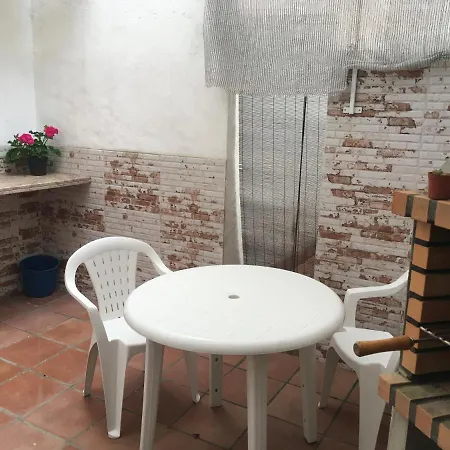 Apto Con Patio Y Barbacoa Bbq Picadores דירה קורדובה