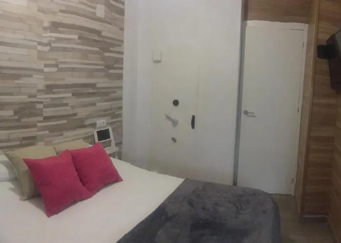 Apto Con Patio Y Barbacoa Bbq Picadores *